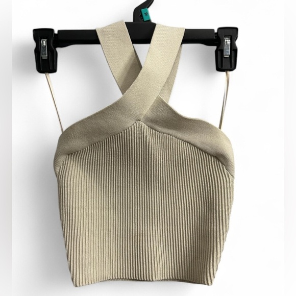 Aritzia Babaton Sculpt Knit Criss Cross Cropped Tank size 2XSmall Matte Pearl - Picture 8 of 8